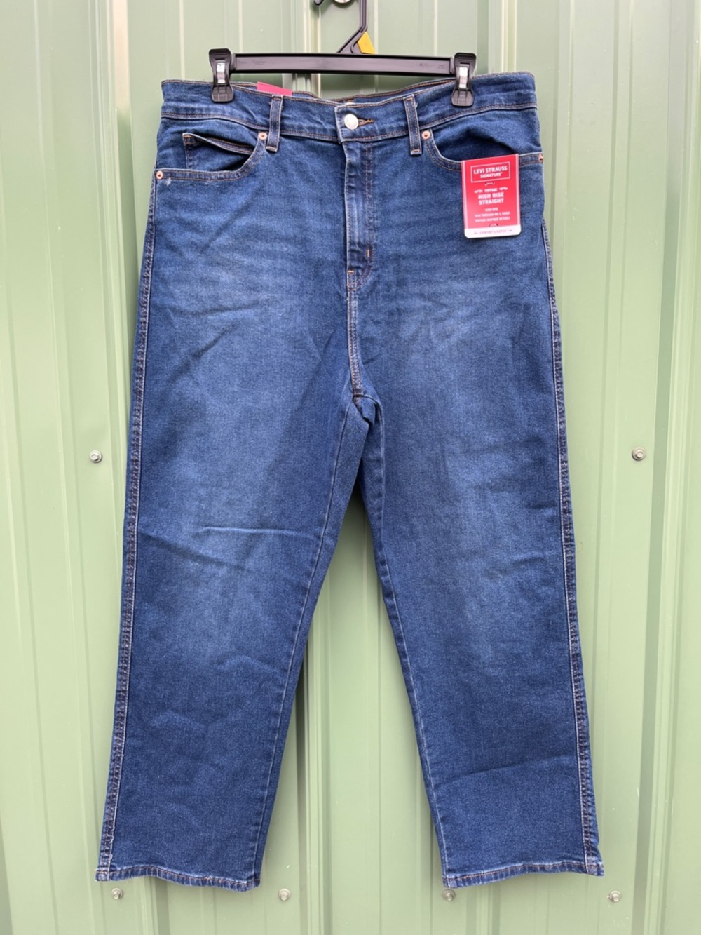 Women's Levi’s High Rise Straight Jean Denim Size 14/32W - Picture 1 of 8
